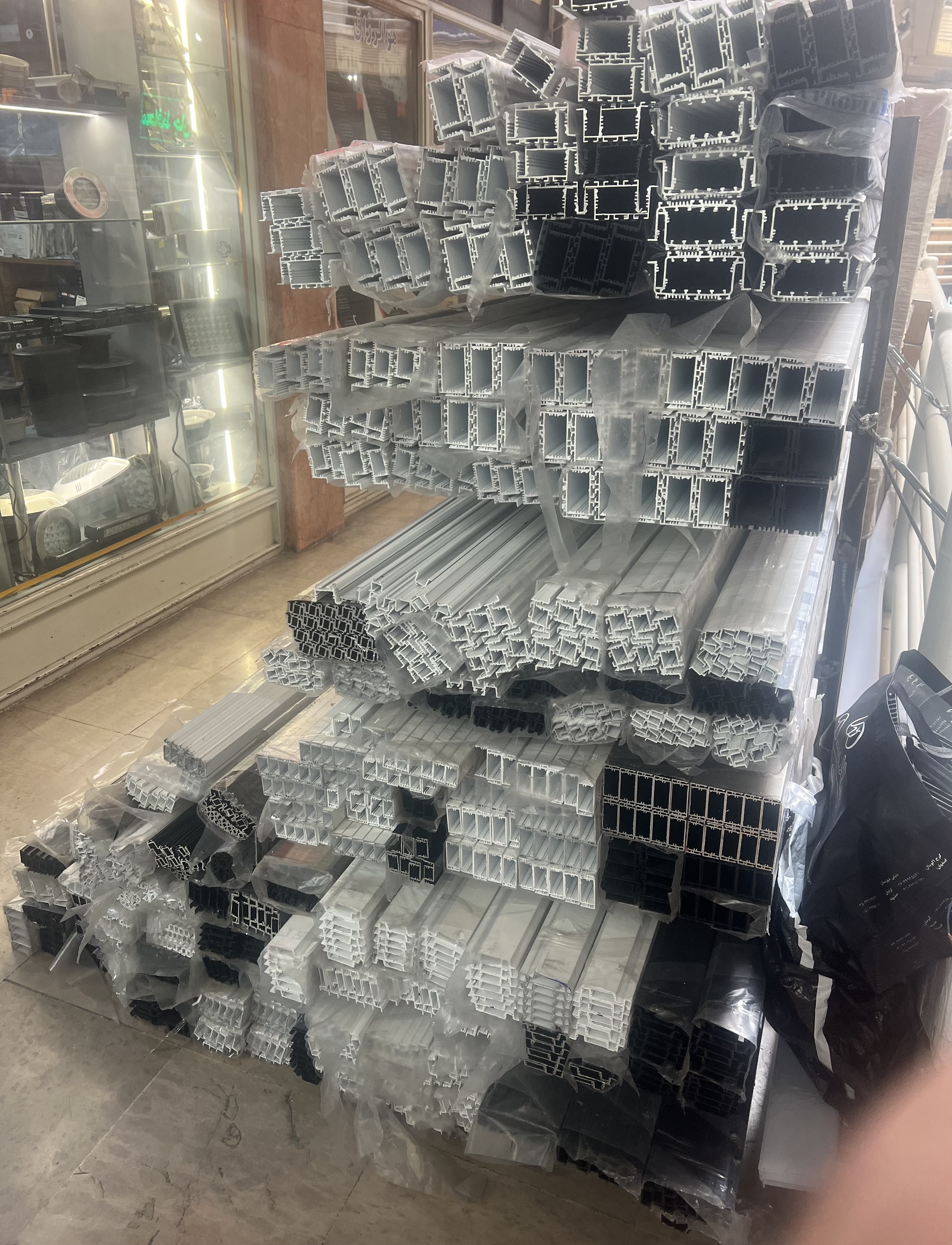 لاین نوری کناف و نحوه خرید متعلقات لاین نوری