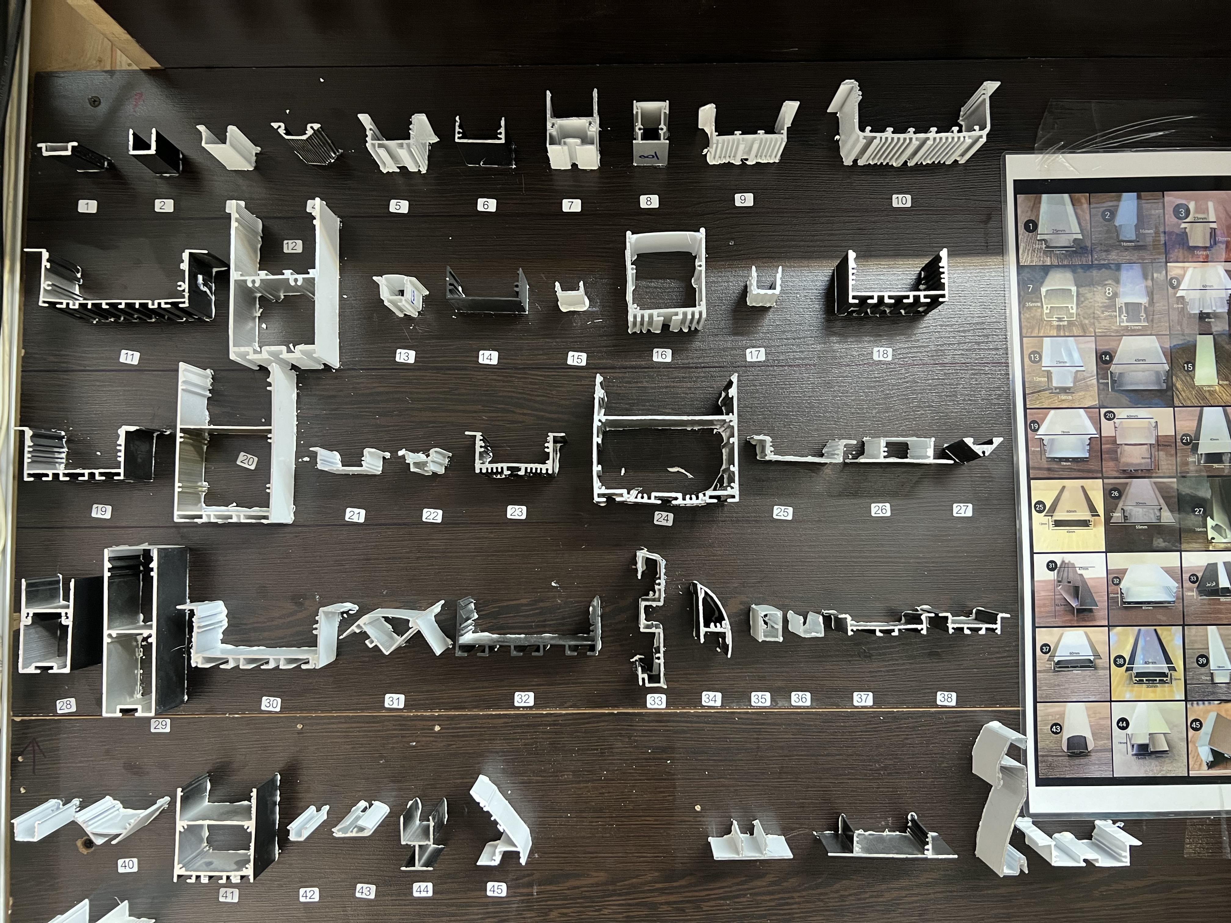 قیمت لاین نوری نور خطی و اجرای نور پردازی لاین نوری