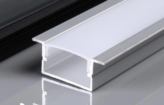 پروفیل کنافی برش 2 سانت وارداتی MF-665